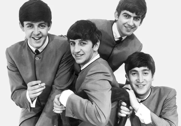 The_Beatles_1963_Dezo_Hoffman_Capitol_Records_press_photo_2.jpg