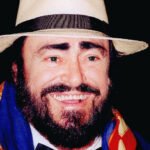 Luciano_Pavarotti_2004